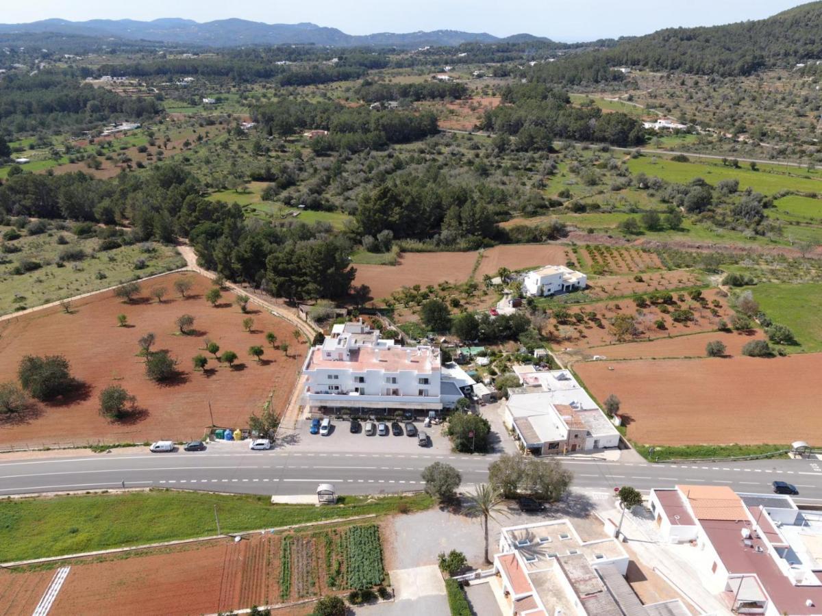 Ses Arcades Hotel Sant Joan De Labritja Luaran gambar